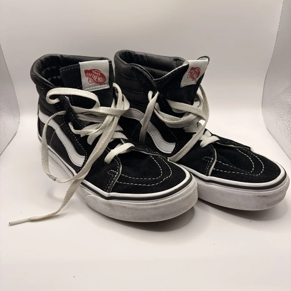 VANS Sk8-Hi High Top Suede Sneakers Black White Womens 8 Mens 6.5 VN0A32R3L2D